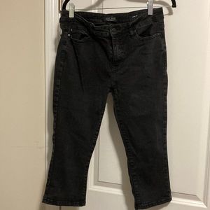 Judy Blue black non distressed capri jeans size 11/30